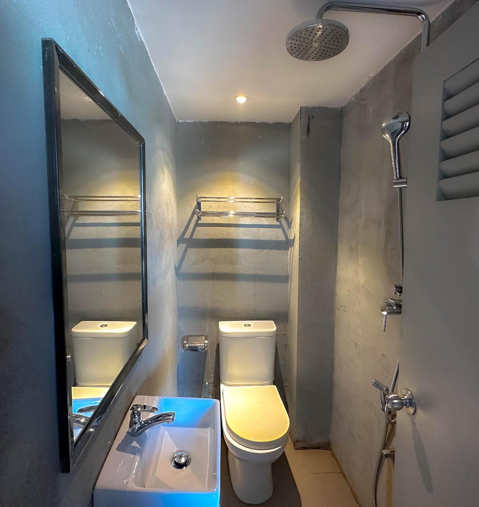 Arch Dormitorio Cenang Pantai Cenang  Exterior photo